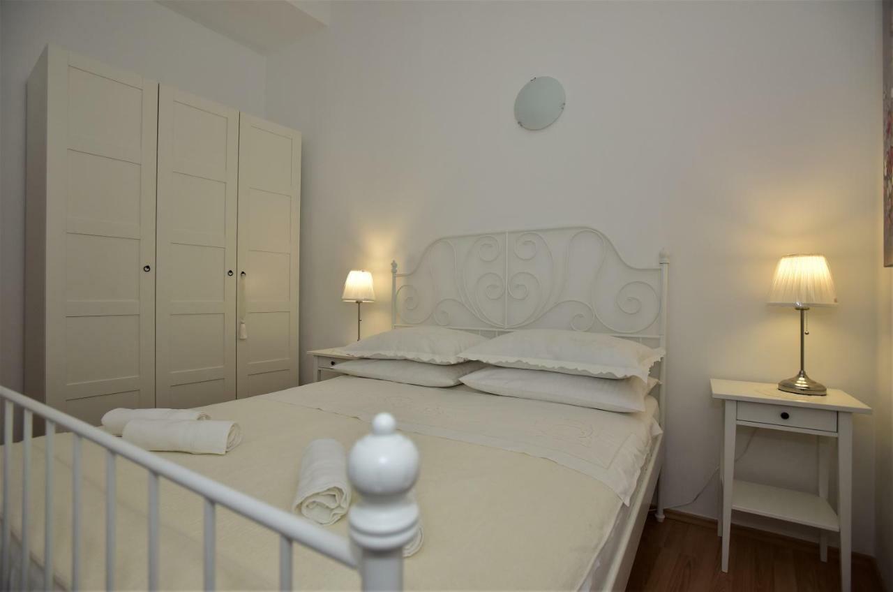 Ferienwohnung Andor - Lux, Two Beautiful Terraces With Sea & Sunset View Makarska Exterior foto