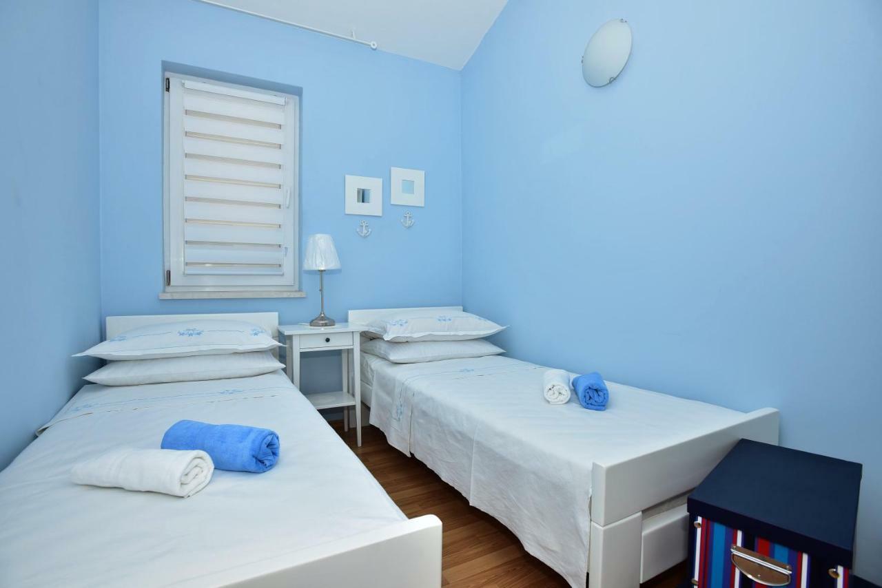 Ferienwohnung Andor - Lux, Two Beautiful Terraces With Sea & Sunset View Makarska Exterior foto