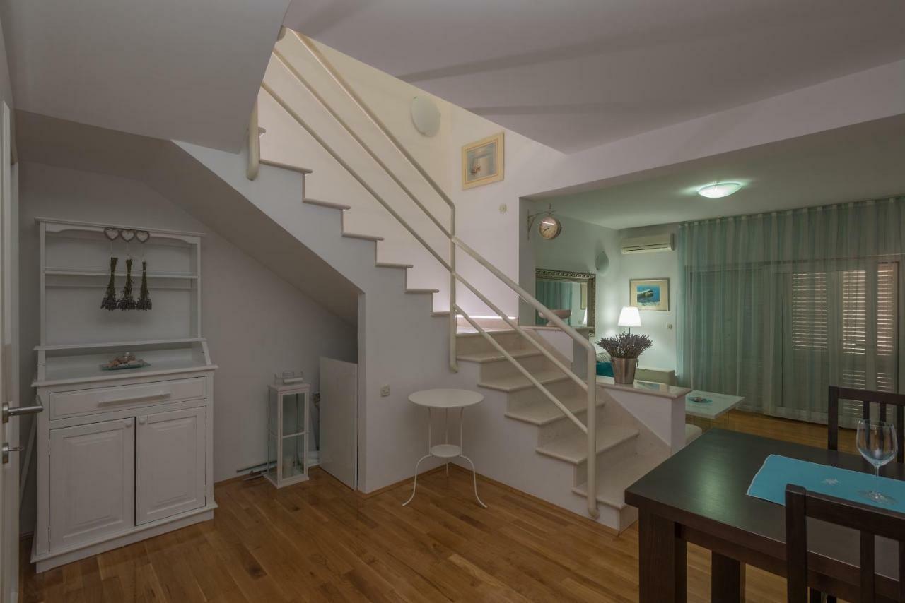 Ferienwohnung Andor - Lux, Two Beautiful Terraces With Sea & Sunset View Makarska Exterior foto
