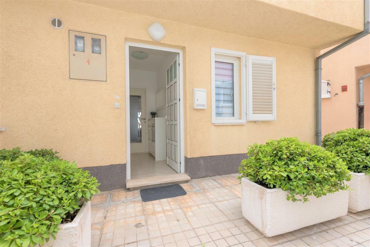 Ferienwohnung Andor - Lux, Two Beautiful Terraces With Sea & Sunset View Makarska Exterior foto