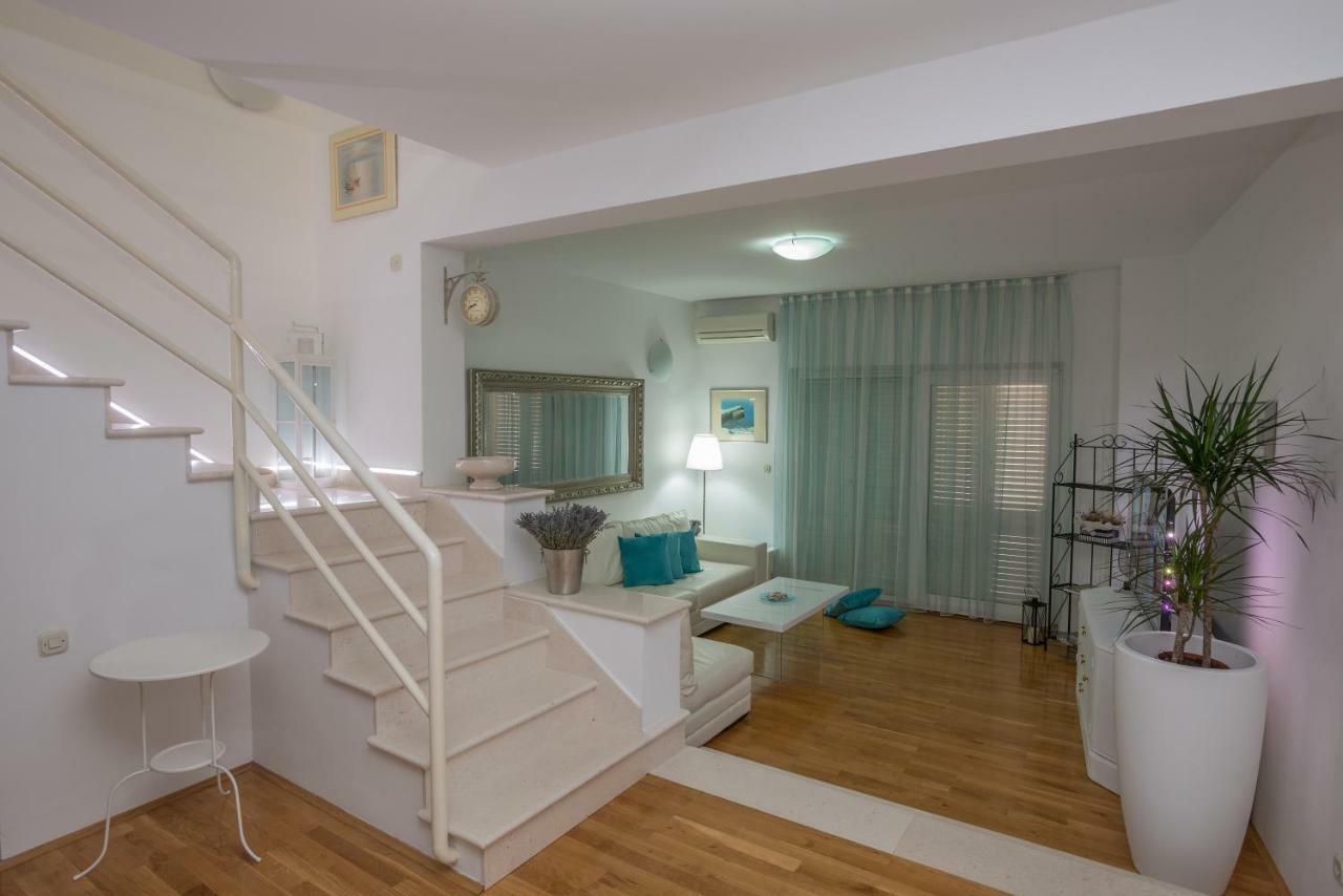 Ferienwohnung Andor - Lux, Two Beautiful Terraces With Sea & Sunset View Makarska Exterior foto